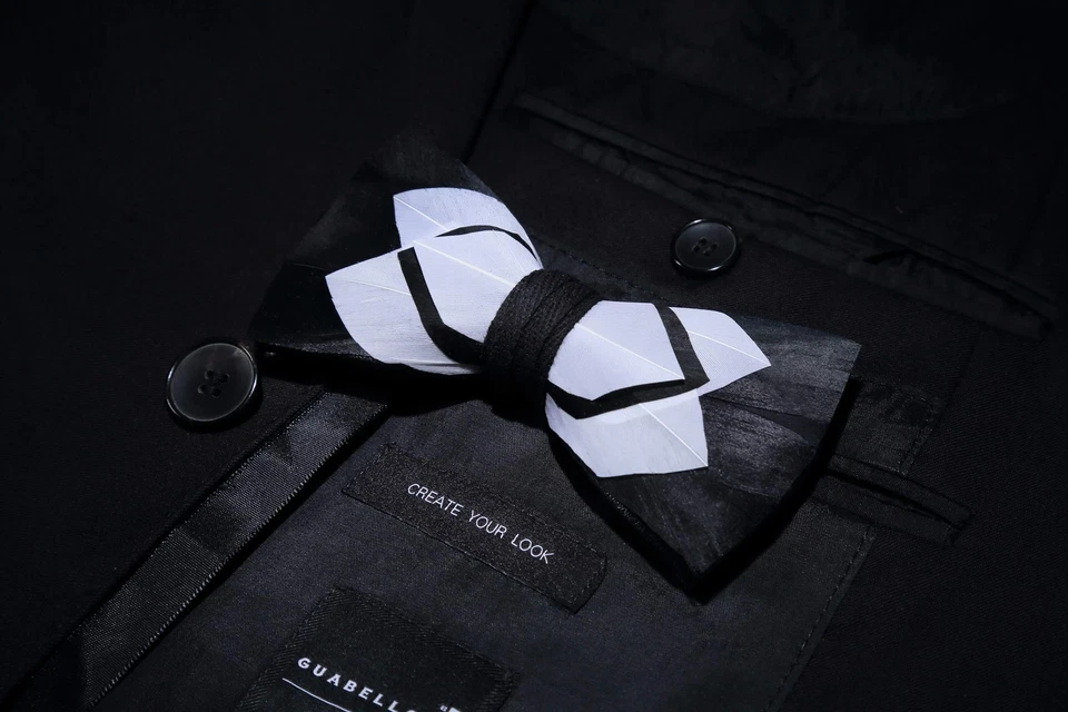 Juegos de pajarita y broche RBOCOTT hechos a mano de plumas preatadas para hombre Foto 4 de 4