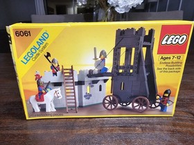 LEGO Castle: Vintage Siege Tower (6061) 100% Complete BOX EXTRAS MANUAL LIONS