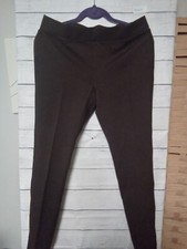Woman's Black Color Skinny Leg Stretch Pants Size 12PS