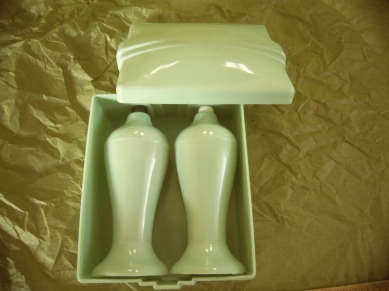 Set Of Vintage Carvanite  Personal Salt and Pepper Dispensers With Case
