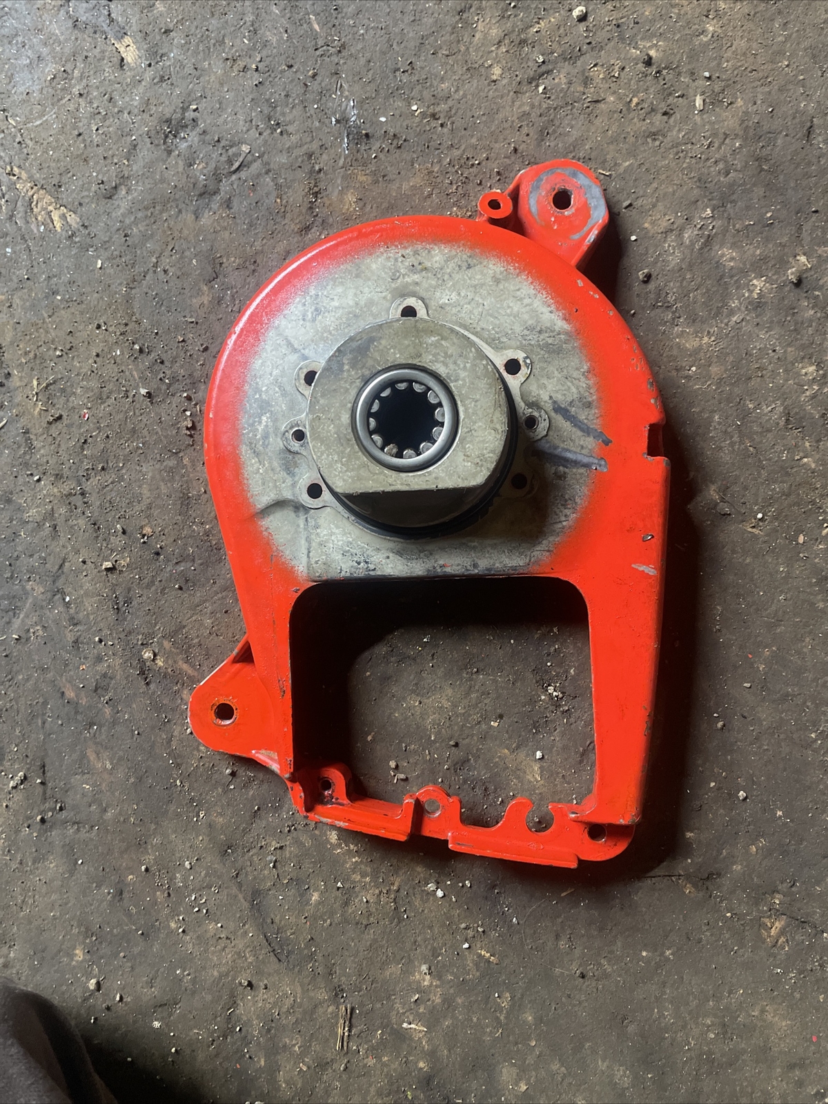 OEM Homelite 360 Chainsaw Engine Crankcase Cover... Bin W31 eBay