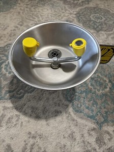 Speakman SE-582 Wall Mounted Eyewash Sink w Stainless Steel Bowl