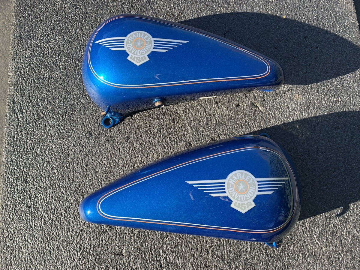 Harley-Davidson FLSTC Heritage Softail Custom Painted Tins Set EVO