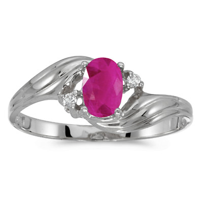 Ring 10 Karat Weißgold ovaler Rubin und Diamant