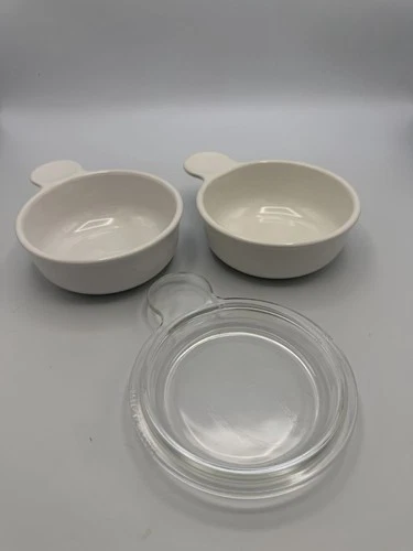 2 Corning Ware Grab It P-150-B 15oz Ceramic Bowls + Pyrex Lid Vintage 1980s USA