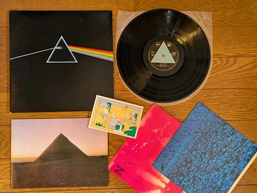 PINK FLOYD The Dark Side Of The Moon JAPAN LP w/ BOOK 2 Poster & Card Solid Blue