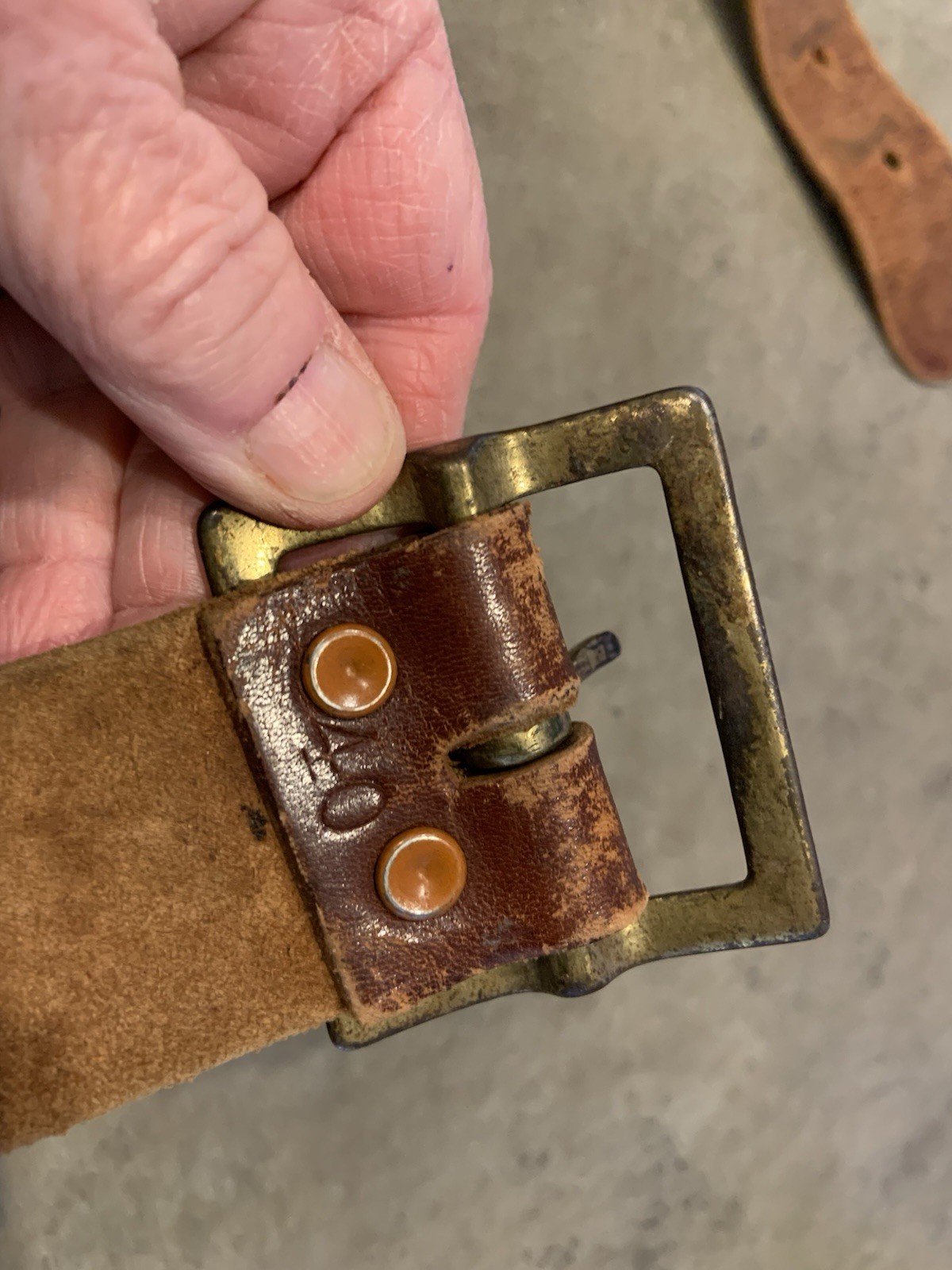 Vtg Leather Ammo Belt Size 40 Holds 25 Unsure Of Cal Been Used And Well Loved