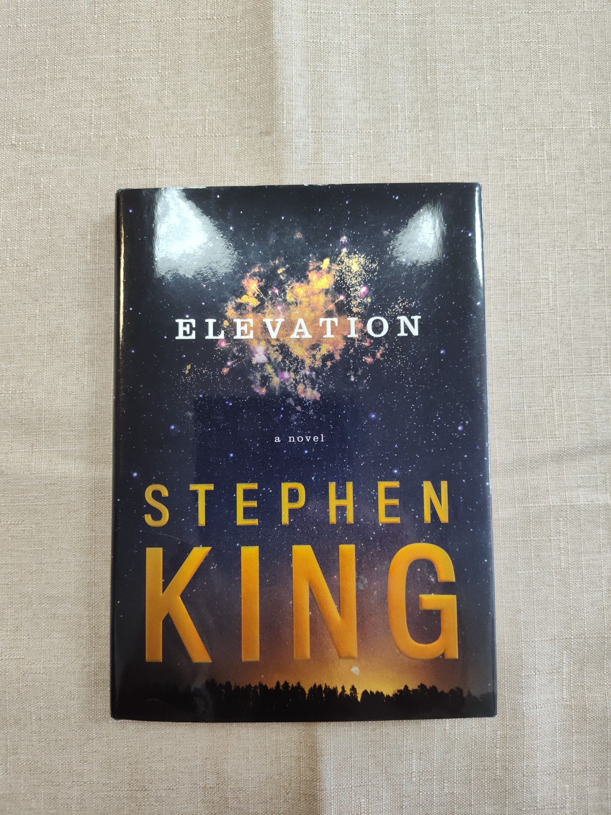 Elevation by STEPHEN KING First Edition (2018, Small Hardcover)!!!