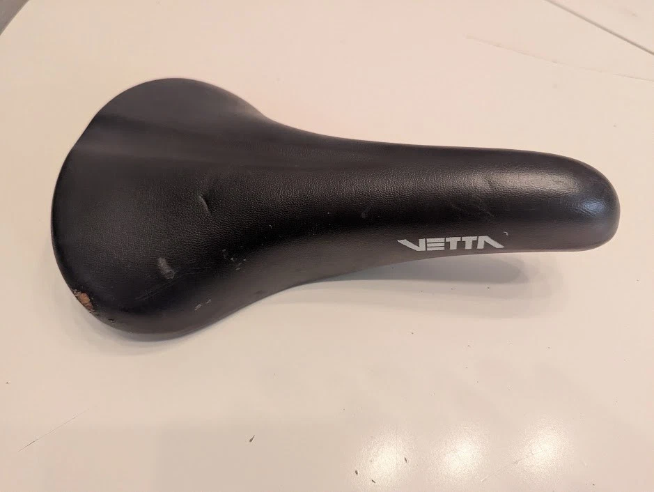 Sillín de asiento de bicicleta vintage de cuero VETTA Italia negro usado bolsa bucles bicicleta de carretera Foto 2 de 4
