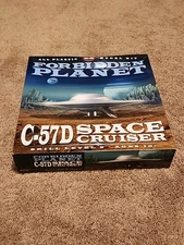 Polar Lights C-57D Space Cruiser Kit 1:144 Scale Forbidden Planet  895