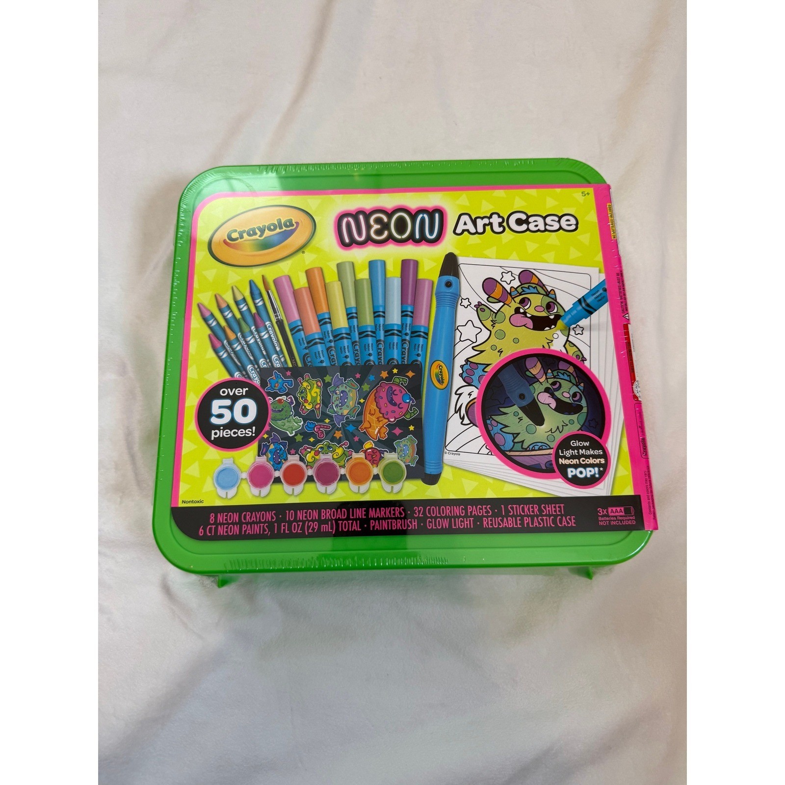 Crayons Paint Glow Light Green Tin New