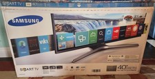 Samsung 40" Smart TV (Complete with wall mount and bracket).