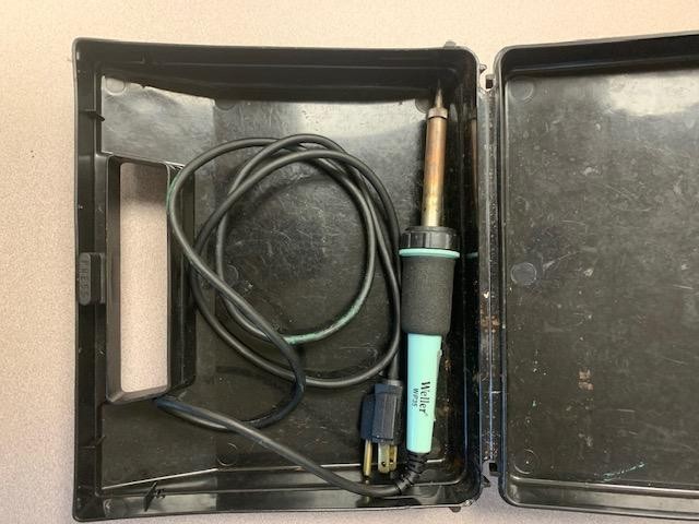 Weller WP35 Professional Soldering Iron 35W , 120 V, 850° F, 3-wire cord