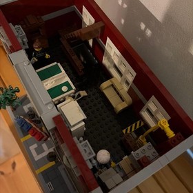 LEGO 2009 Creator Modular Fire Brigade 10197 As Is  90+ % Complete