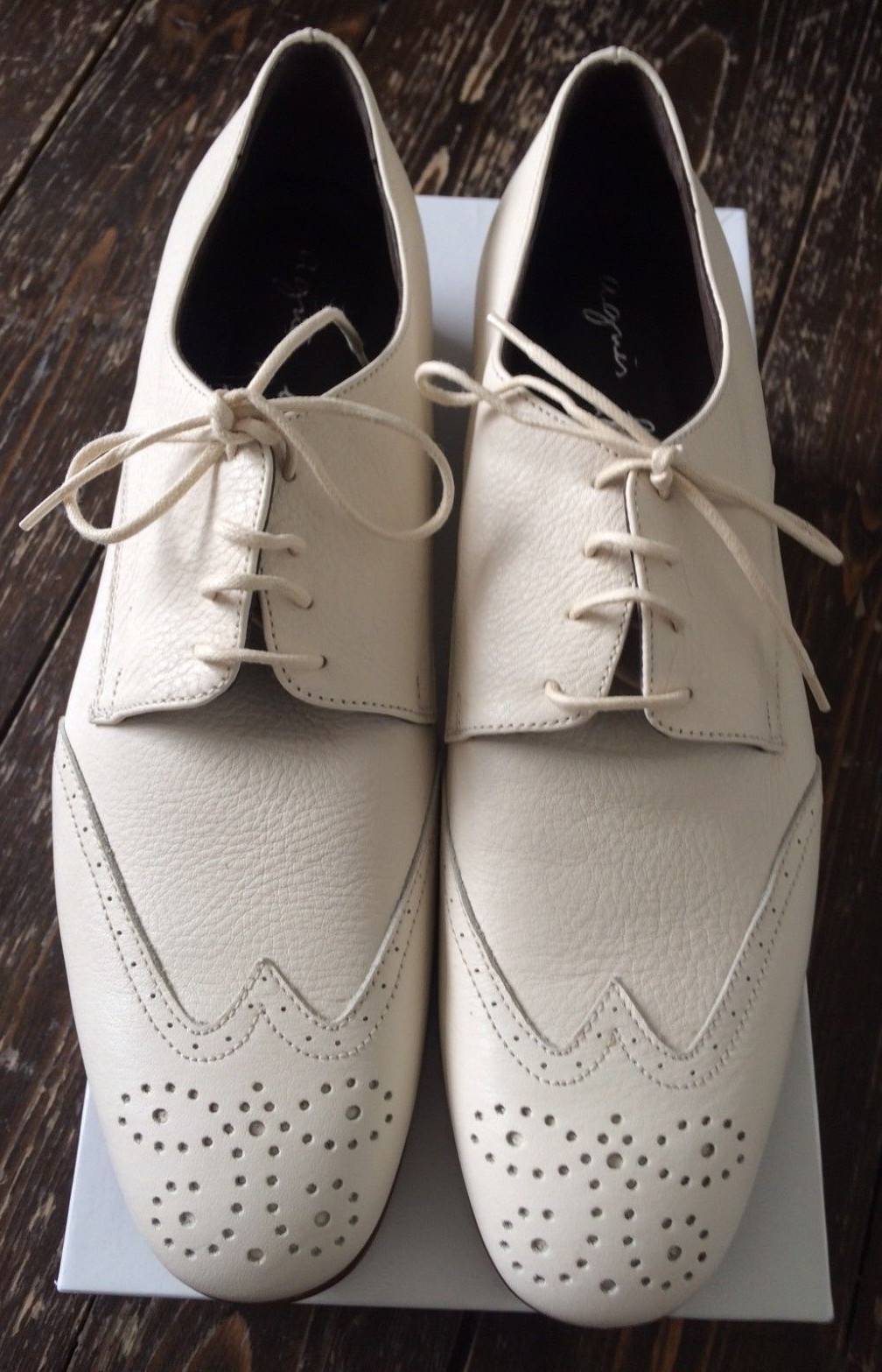 Agnes B Clásico Estilo Zapatos en cuero suave, Color Crema, Talla 40 Agnes B B B Clásico Estilo Zapatos en cuero suave, Color Crema, Talla 40 f0852a