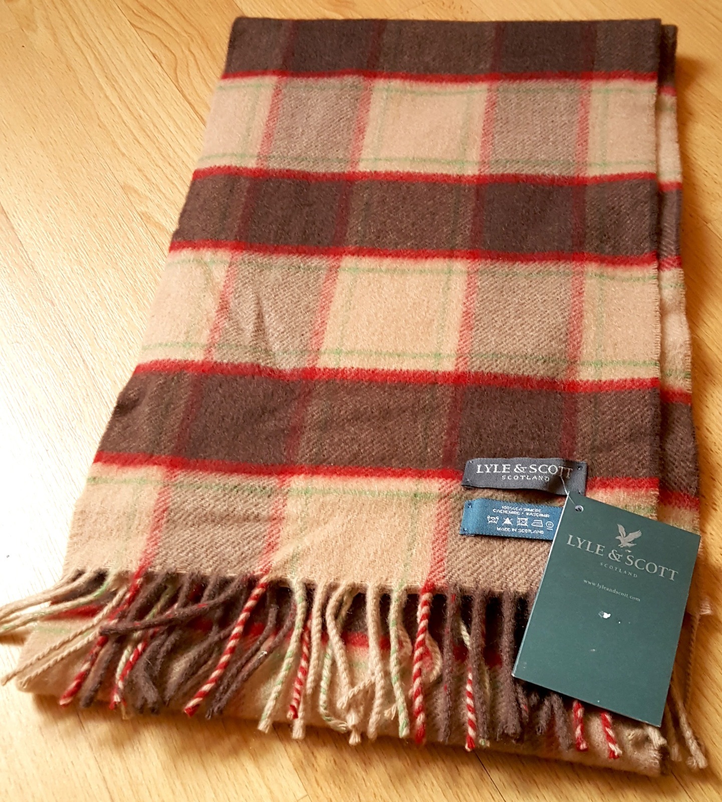 Cashmere scarf. Tartan print. Men's 