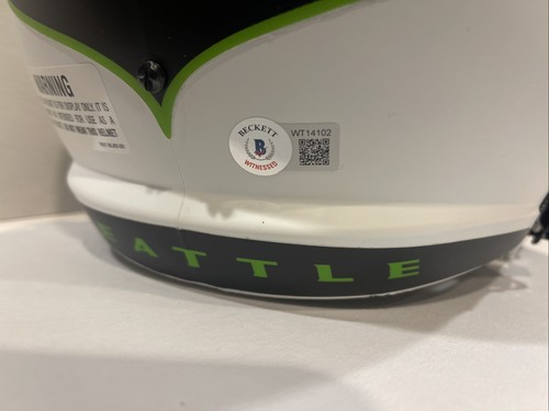 Matt Hasselbeck Signed Seattle Seahawks Full-Size Helmet Beckett - Picture 3 of 7