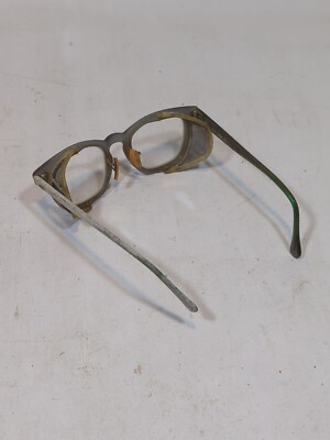 AO American Optical Industrial Protective Eyewear w AO American Optical Industrial Protective Eyewear w