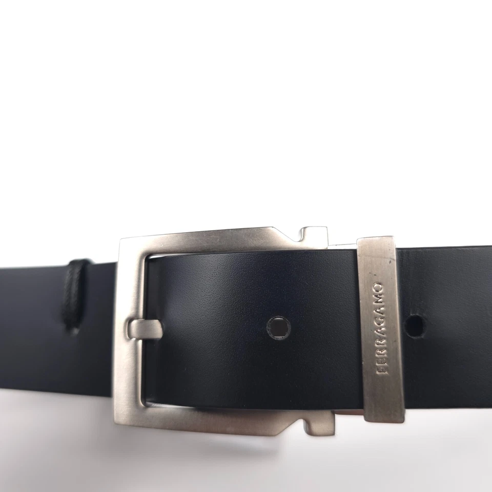 Cinturón reversible de cuero gris y negro Ferragamo $495 hecho en Italia para hombre talla 32 Foto 2 de 4