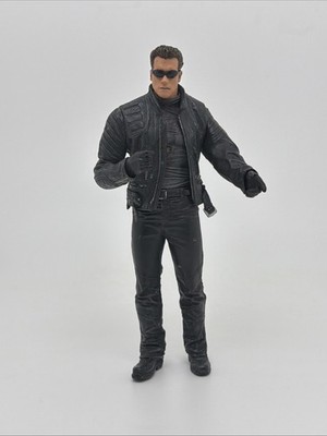 TERMINATOR ACTION FIGURE RISE OF THE MACHINES  2003 , 7In McFarland Toys.#60