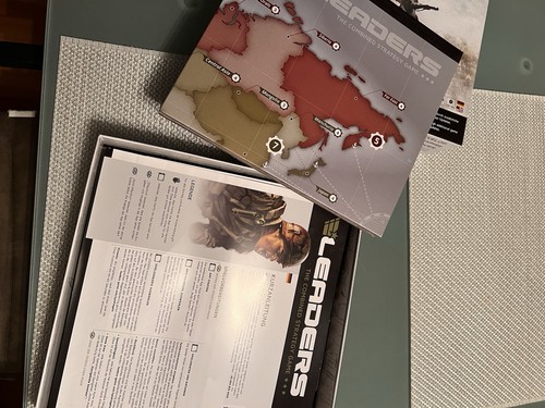 LEADERS The combined strategy game. Geöffnet Aber Nie Gespielt - Bild 2 von 3