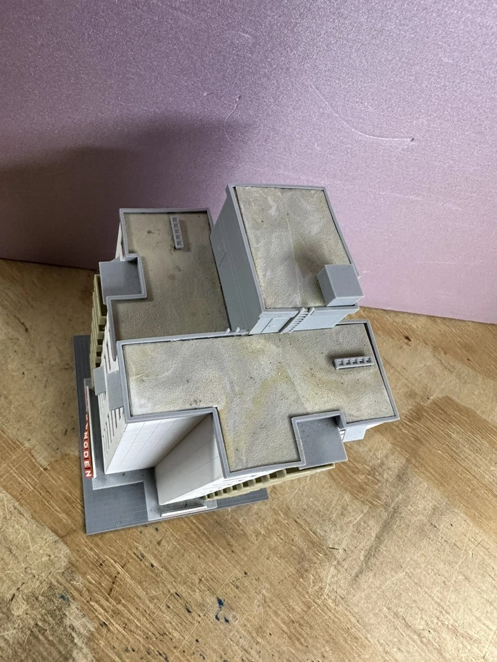 N KIBRI EDIFICIO DE APARTAMENTOS GRANDE CONSTRUIDO Foto 2 de 4