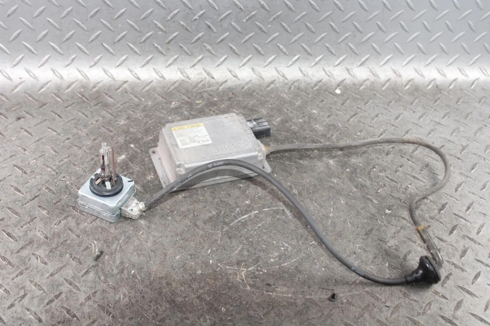 03-06 Escalade Headlight Head Light Lamp Xenon HID Ballast Lamp OEM Factory WTY Foto 3 de 4