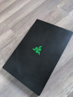 Razer Blade 15.6'' (RTX2060, 256GB SSD, Intel Core i7 10th Gen., 5.00GHz, 16GB)