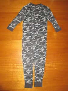 footless zip sleepsuit