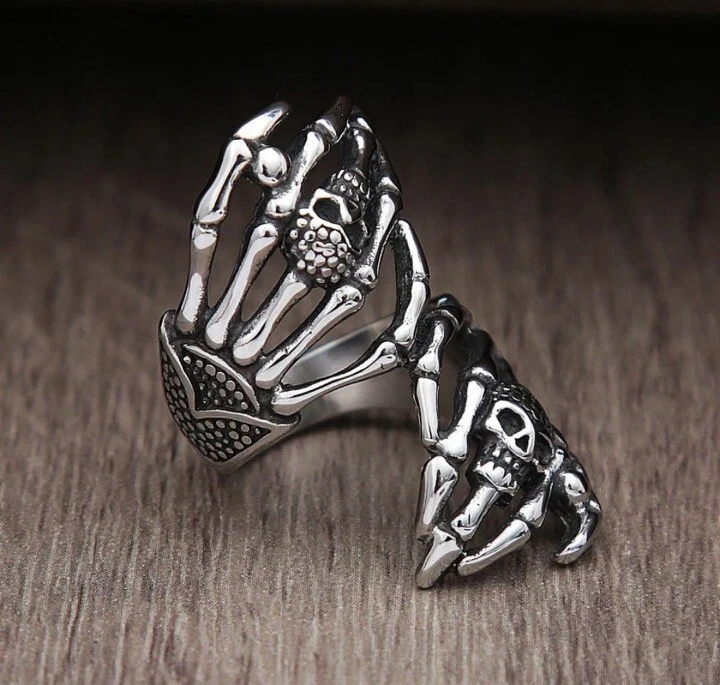 Skeleton hotsell claddagh ring
