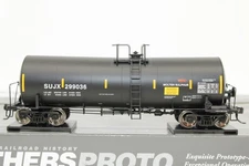 Walthers Proto HO SUJX Sulcom Inc 40' Trinity 14k Molten Sulfur Tank Car #299036