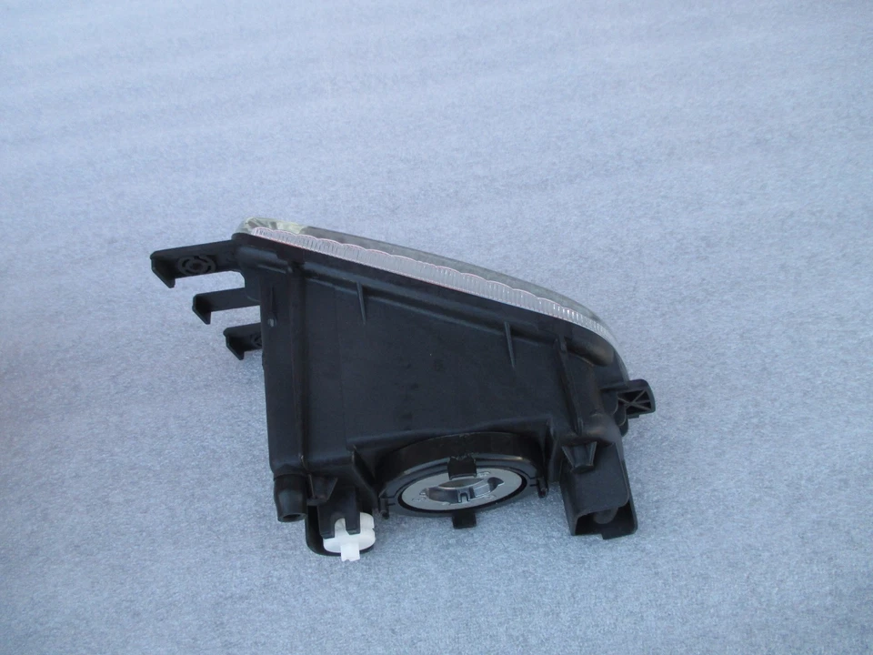 ПРОТИВОТУМАННАЯ ЛАМПА LEXUS GS300 GS 300 OEM LH 1998 1999 2000 2001 2003 04 05  - Изображение 4 из 4