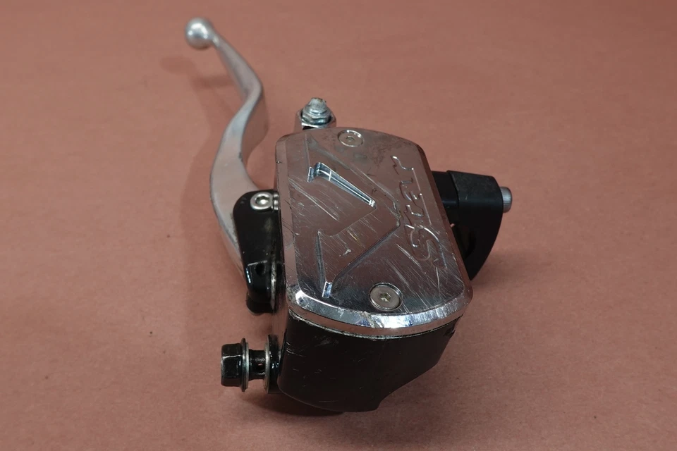 2009-2017 Yamaha VStar V Star 950 XVS950 Right Front Brake Master Cylinder - Image 3 of 4