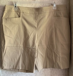 time and tru pull on shorts