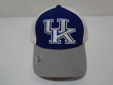 VTG NCAA Kentucky Wildcats Mesh Back Snapback Hat Captivating Headgear NWOT
