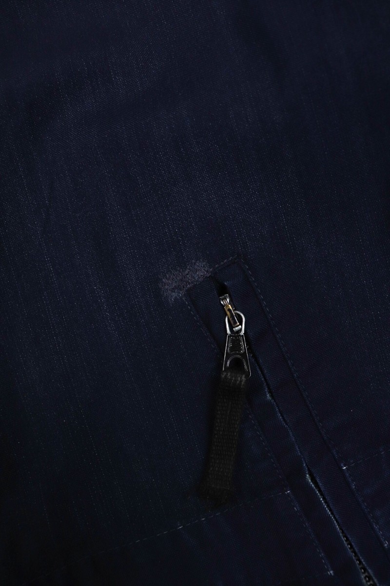 Stone Island SS' 2001 Vintage 00s Dark Blue Virgin Wool Stone Island SS' 2001 Vintage 00s Dark Blue Virgin Wool