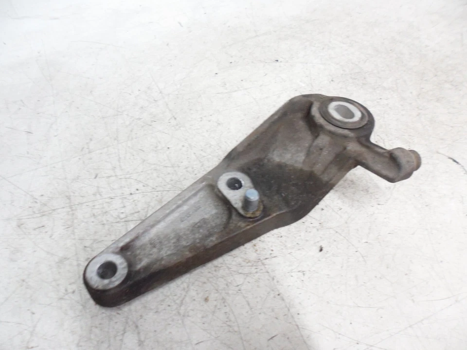 VAUXHALL CORSA D 2009 1.2 PETROL ENGINE GEARBOX BRACKET MOUNT 533374681