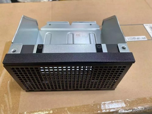 R139X Dell PowerEdge R720 8-Bay 2.5" HDD Right Blank Filler 0R139X - Picture 1 of 4