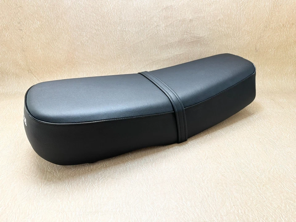 Honda CL72 CL77 305 Asiento "2 clips" Repuesto CL72 CL77 305 Scrambler Classic. Foto 3 de 4