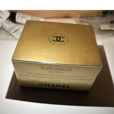 CHANEL Sublimage Le Teint Creme Foundation 10 Beige Leuchtend 30g