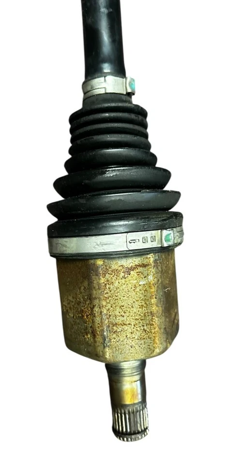 Audi Q3 Quattro 2015-2018 (tracción delantera) eje conductor delantero izquierdo OEM Foto 3 de 4