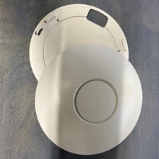 UniFi AP Long Range w/ mount-No power adapter 