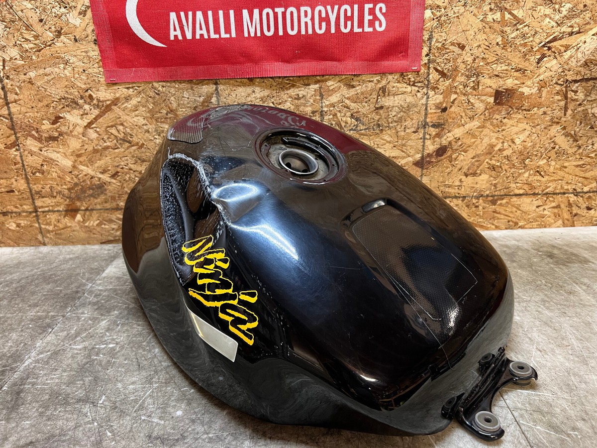 98 99 00 01 02 03 KAWASAKI NINJA ZX7-R ZX7R ZX7 GAS TANK 98 99 00 01 02 03 KAWASAKI NINJA ZX7-R ZX7R ZX7 GAS TANK