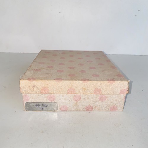 Vintage Nancy Ann Storybook Doll Family Series Bridesmaid #87 with Original Box - Picture 15 of 17