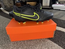 Nike Size 5.5Y Jr. Tiempo Legend 9 Club MG Soccer Cleats DA1331-070 Black Volt