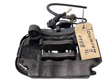 VW Touareg 7L TDI 3.0 V6 Bremssattel Bremszange Bremse Halter Vorne Links