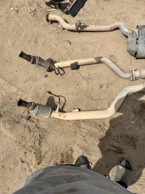 Mercedes SLK 320 2001 Exhaust System It Comes with Every Thing In The Picture