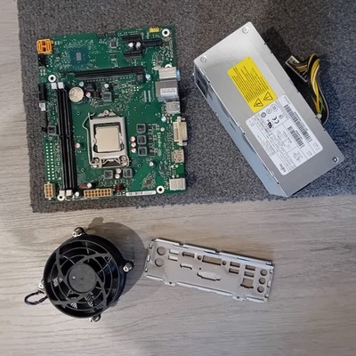 Fujitsu D3400-A11 Bundle | Intel Pentium G4400 3.30GHz | DDR4 | Netzteil &Kühler