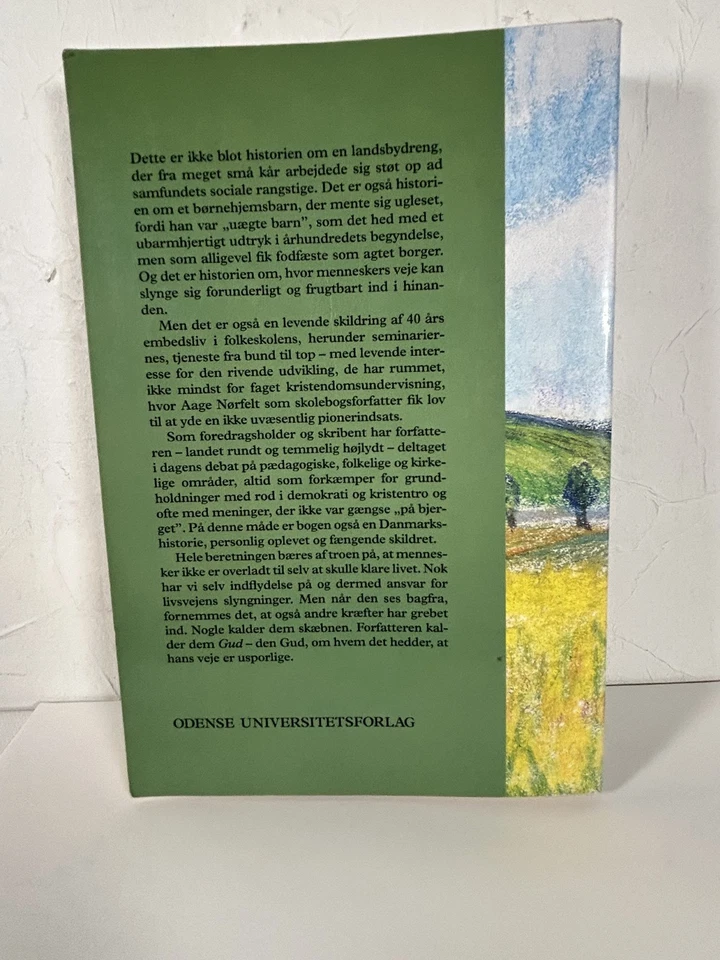 Usporlige Veje: Erindringer by Aage Norfelt (Paperback) - Image 3 of 4