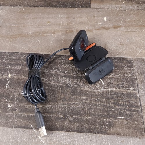 Cámara web plegable con cable Logitech V-0023 HD